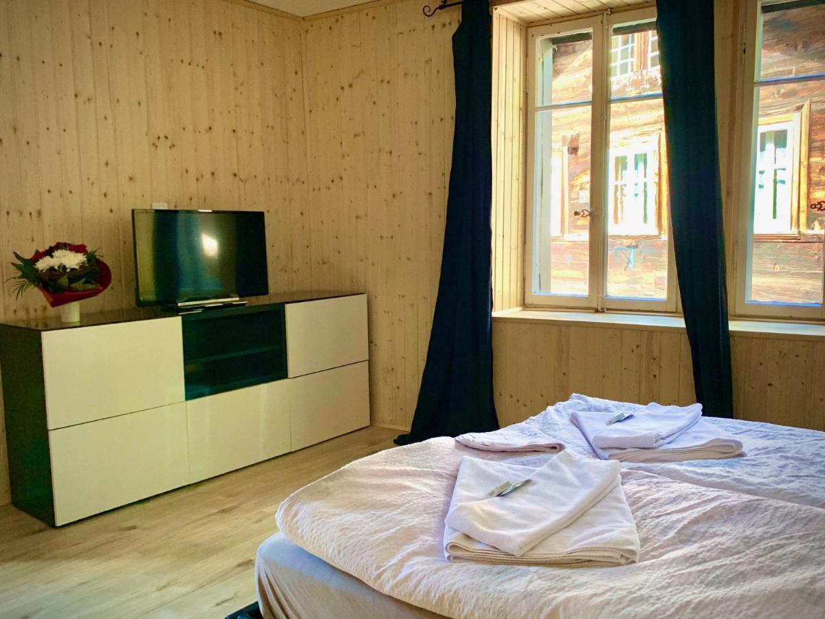 Weisses Roessli Hotel Leukerbad Luaran gambar