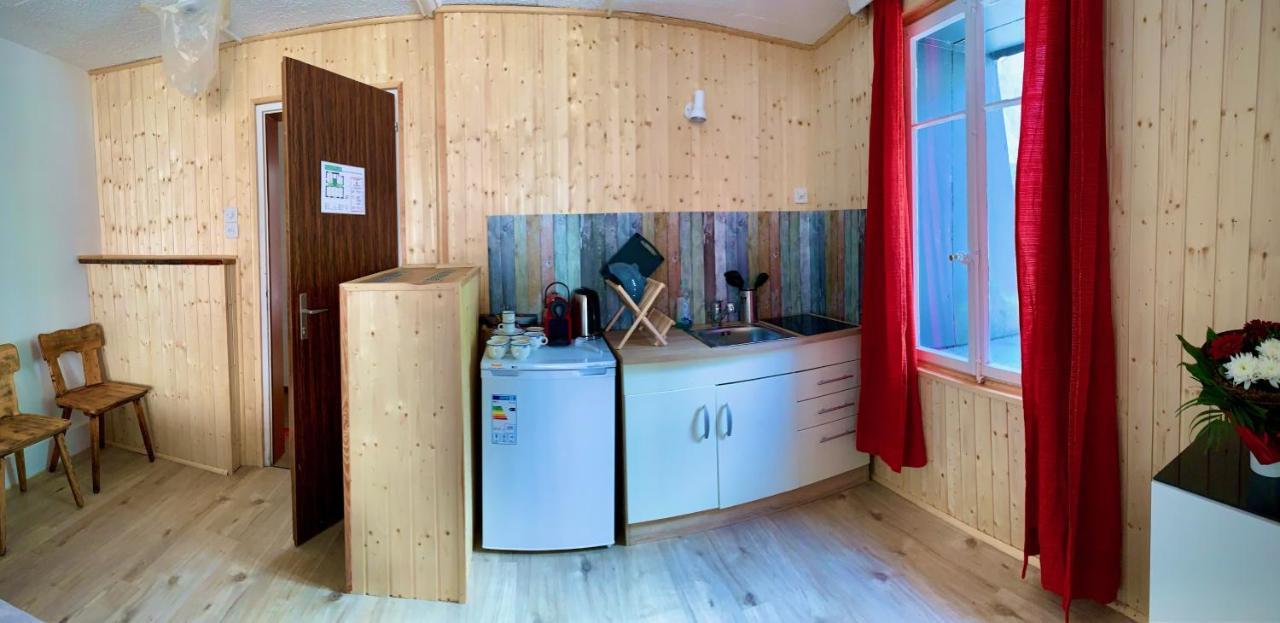 Weisses Roessli Hotel Leukerbad Luaran gambar