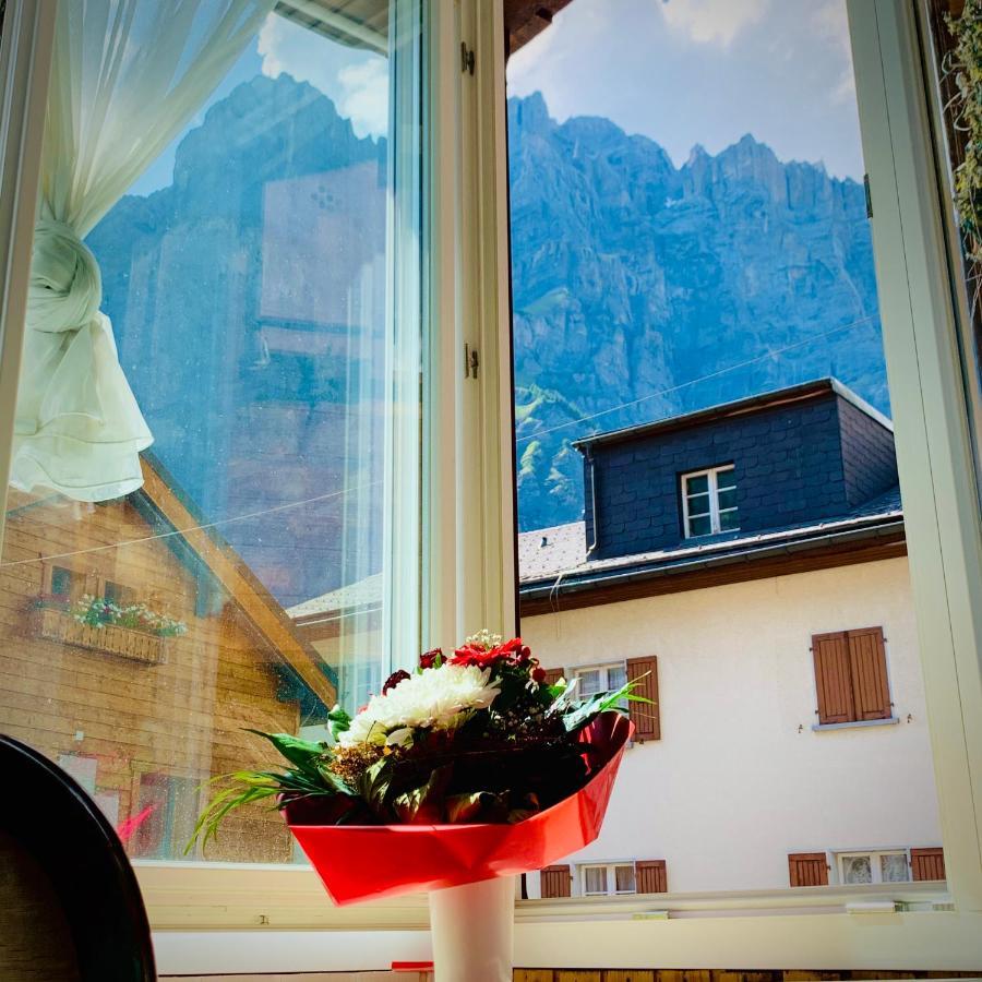 Weisses Roessli Hotel Leukerbad Luaran gambar