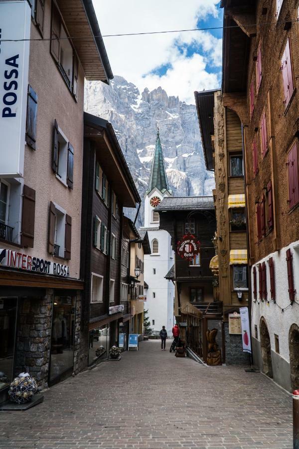 Weisses Roessli Hotel Leukerbad Luaran gambar