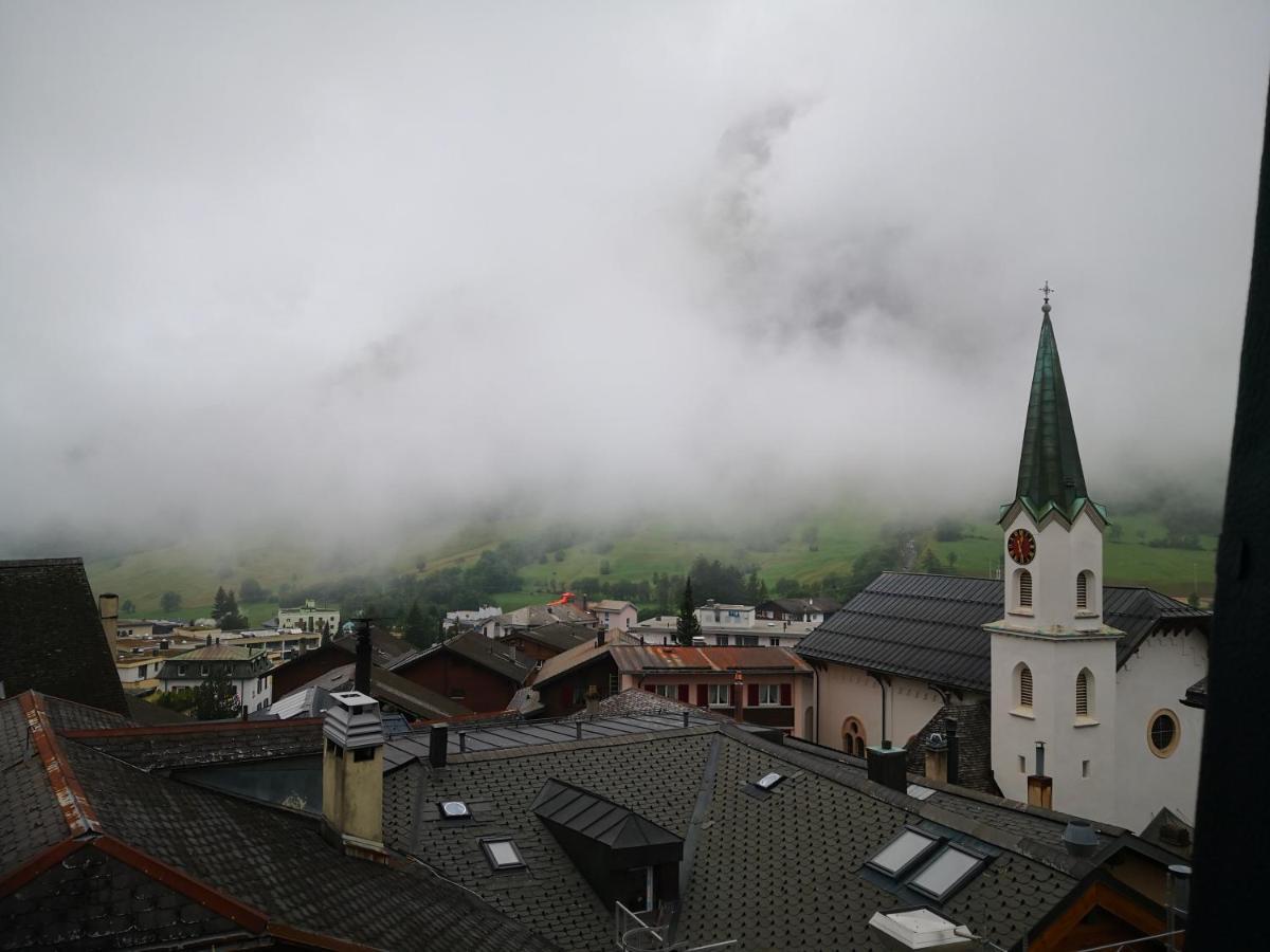 Weisses Roessli Hotel Leukerbad Luaran gambar
